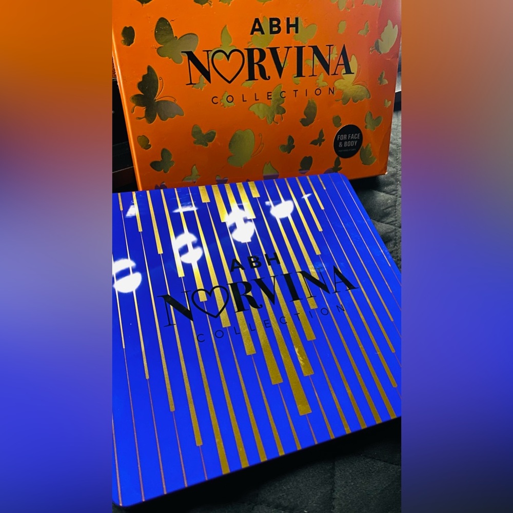 Anastasia Beverly Hills NORVINA® Pro Pigment Palette Vol. 1